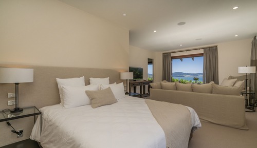 Signature Studio Suite