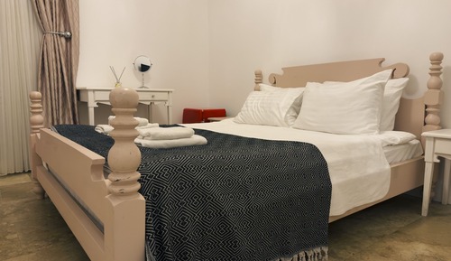 Deluxe Room, Garden Area