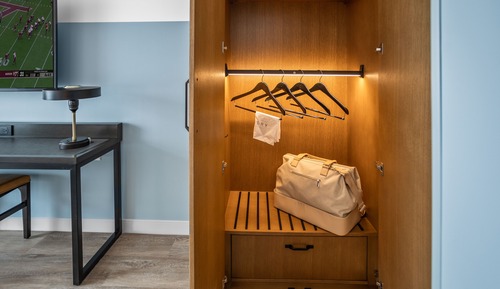 Room, 2 Queen Beds, Mountain View