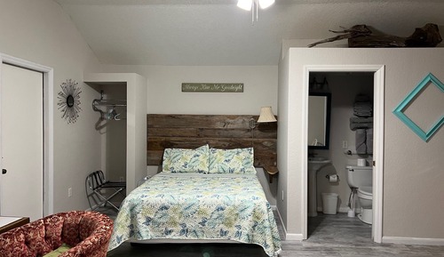 Club Cabin