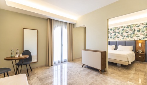 Basic Suite, 1 King Bed with Sofa bed, Balcony, Partial Sea View