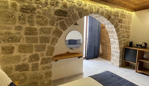 Deluxe Studio Suite