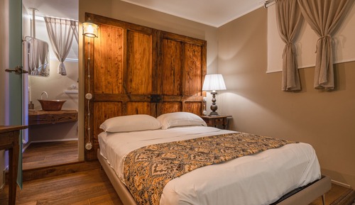 Exclusive Room