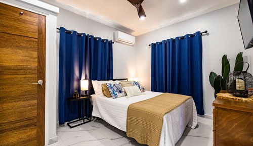 Premier Apartment, 1 Queen Bed, Non Smoking, Pool View