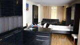 Deluxe Studio