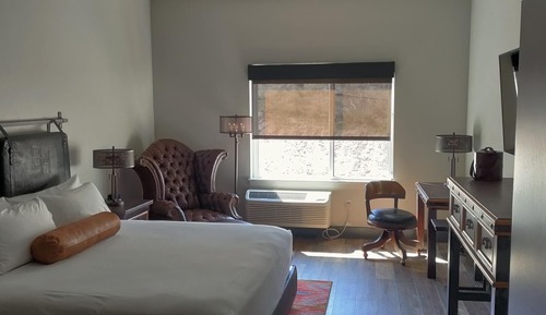 Luxury Single Room