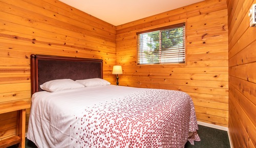 2 Bedroom cedar