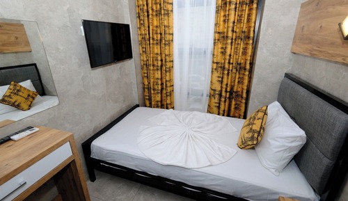 Single Room