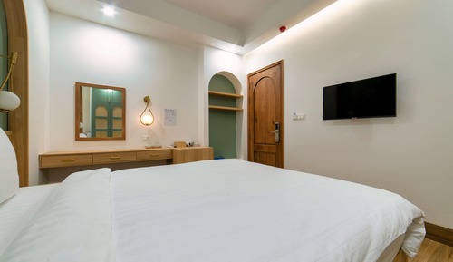 Basic Double Room, No Windows