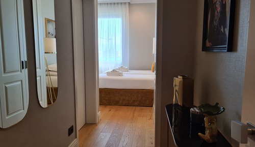 Junior Room