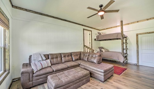 House (4 Bedrooms)