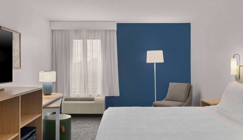 Studio, 1 King Bed