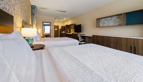Studio Suite, 2 Queen Beds, Accessible, Bathtub