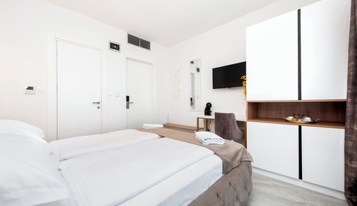 Standard Room, City View