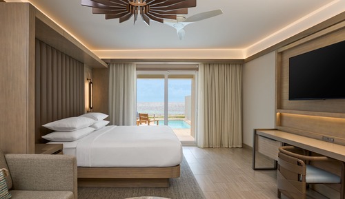 Deluxe Room, 1 King Bed with Sofa bed, Non Smoking, Balcony (Beachfront)