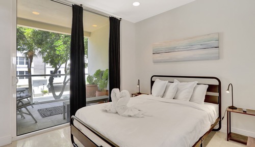 Deluxe Condo