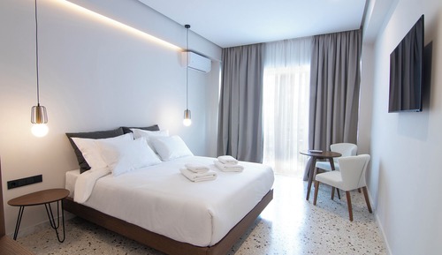 One Bedroom Apartment with Balcony