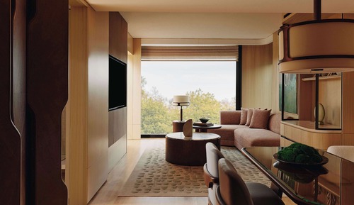 Corner Park Suite