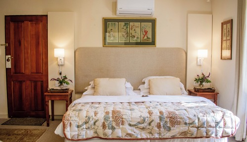 Luxury Double Room, 1 King Bed, Mountain View