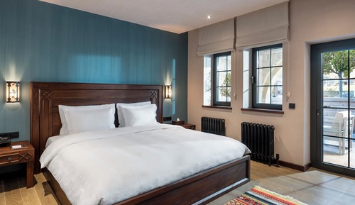 Deluxe Room, 1 King Bed, Terrace (Sakura)