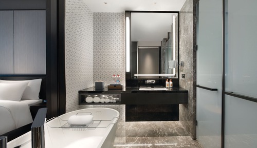 Standard Room, 1 King Bed