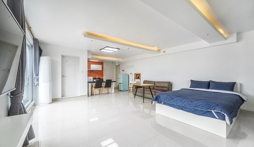 Basic Room, 1 Bedroom (M-D Narcisse)