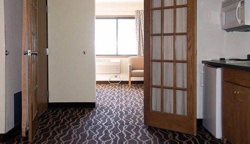 Suite, Two Room King with Whirlpool and Fireplace, Non Smoking