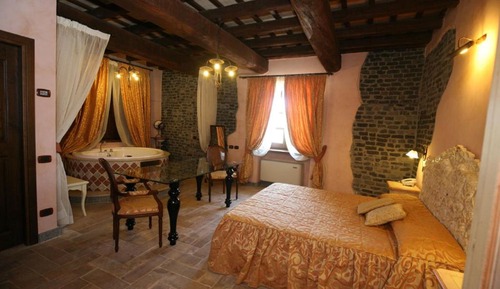 Exclusive Studio Suite