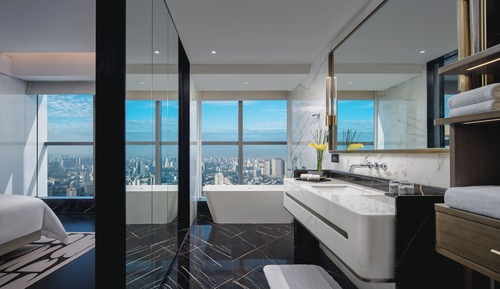 Club Room, 1 King Bed (Club Access)