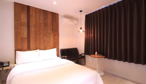 Room (Early Check-In (Wide Smart TV Air Pur)