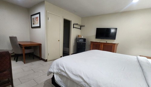 Single Room, 1 King Bed, Non Smoking