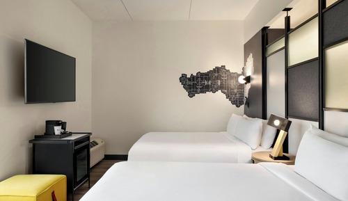 Room, 2 Queen Beds, River View