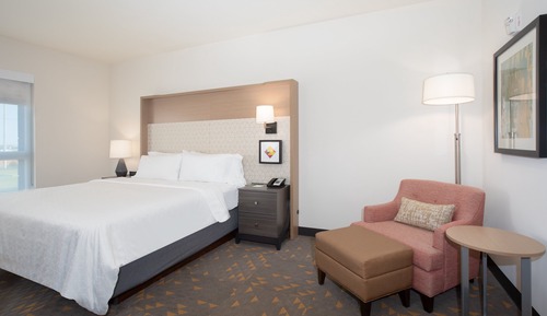 Standard Room, 1 King Bed, Accessible, Non Smoking (Communications)