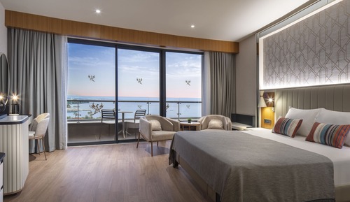 Superior Sea View Room