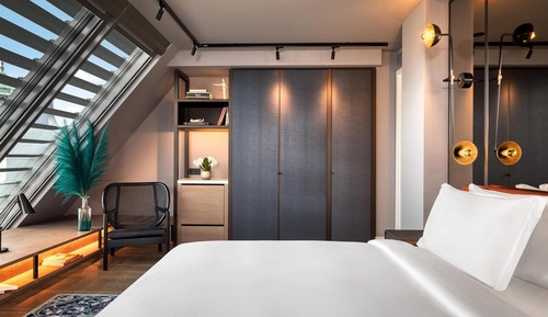 Loft, 1 King Bed, Non Smoking (View)