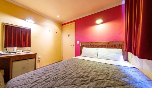 Room (General room late check-out 2pm (furn)