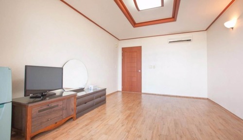 Room (Sun Resting Place (Ondol) - 3)