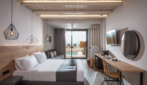 Junior Suite, Private Pool