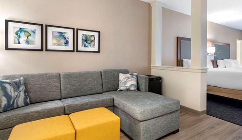 Suite, 2 Queen Beds, Accessible, Non Smoking