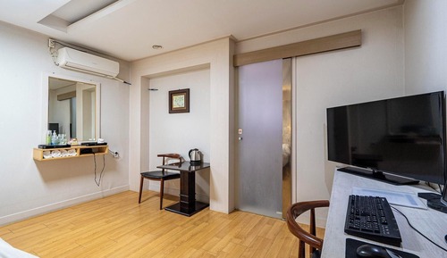 Room (Standard/free breakfast abalone porri)