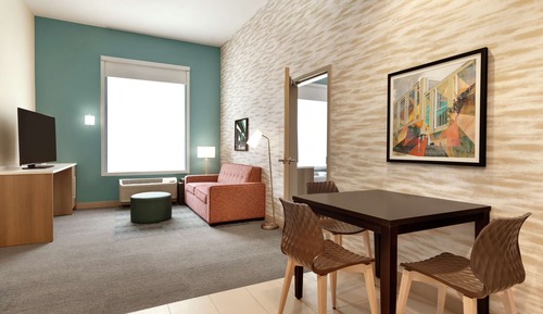 Suite, 1 King Bed, Accessible, Non Smoking (Roll-In Shower)