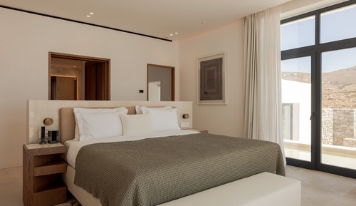 Three Bedroom Villa Calliope