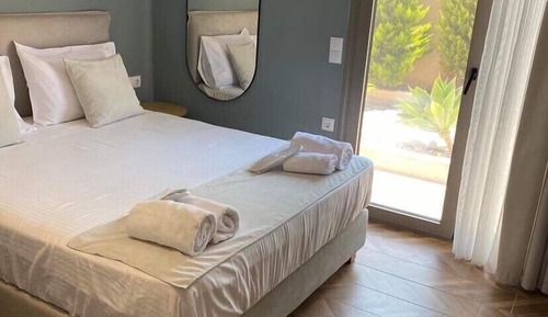 Premium luxury Suite / Emmanouil