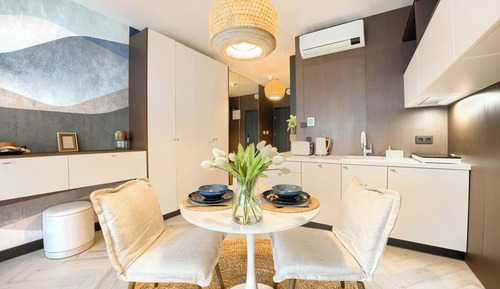 Studio Suite (A 145)