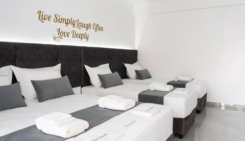 Luxury Quadruple Room