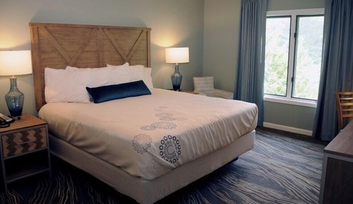 Summit Premium 2 Bedroom Condo with Spa Tub/Full Kitchen