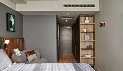 Standard Courtyard Room