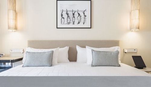 Signature Double Room, Balcony, Partial Sea View