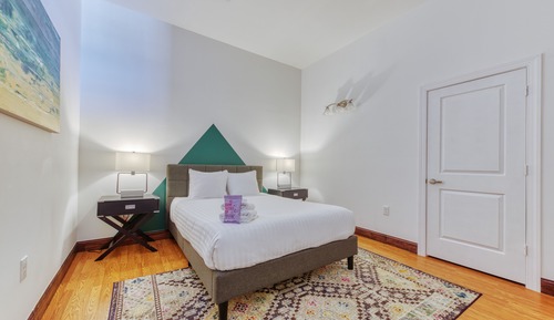 Penthouse, 2 Bedrooms, City View