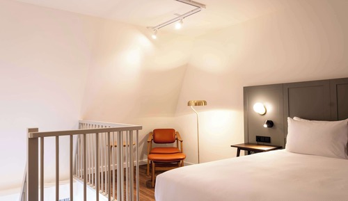 Duplex, 1 Queen Bed